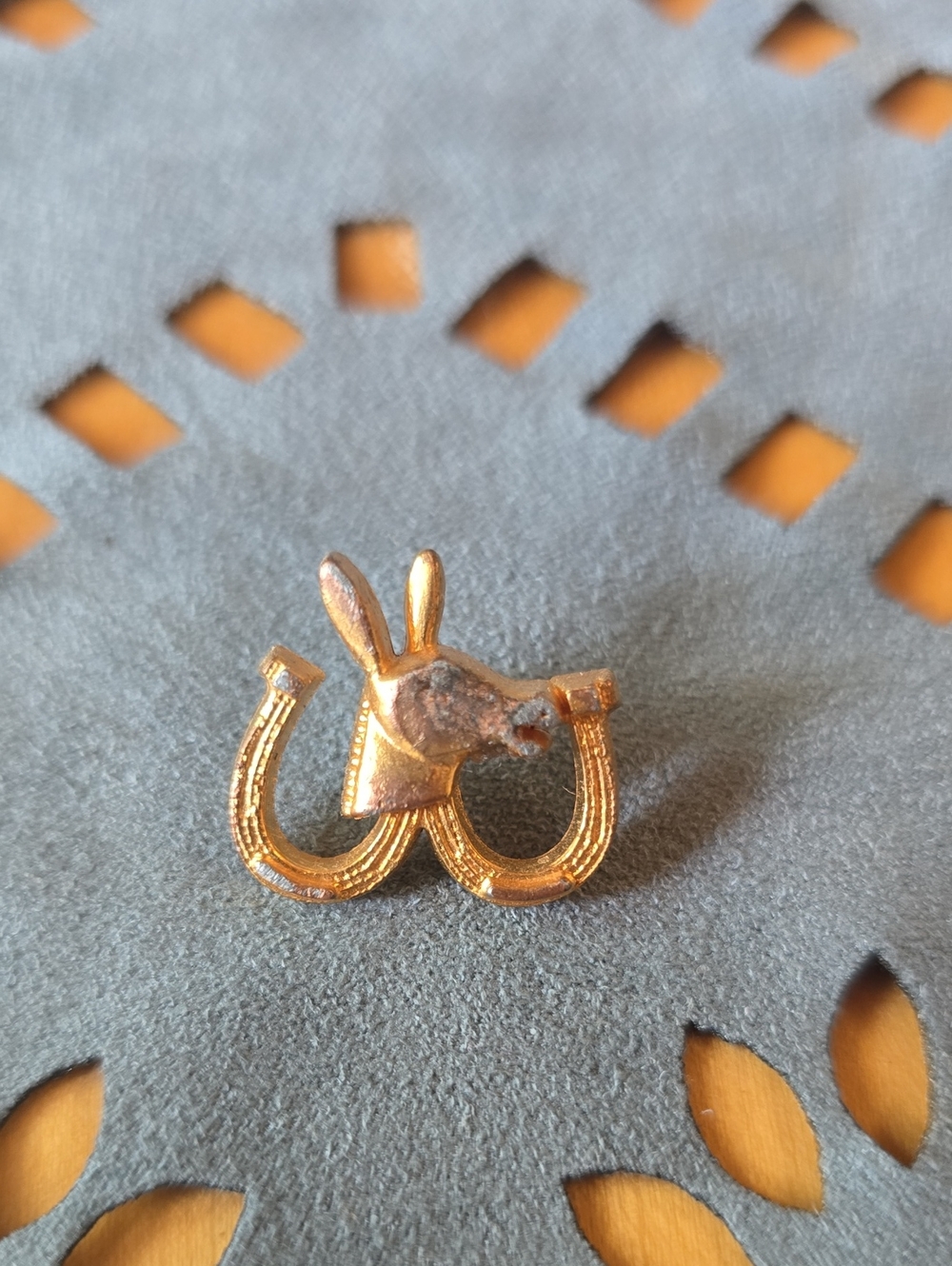 Gold Donkey And Horseshoes Motif Women’s Pin Brooch - Gold Color